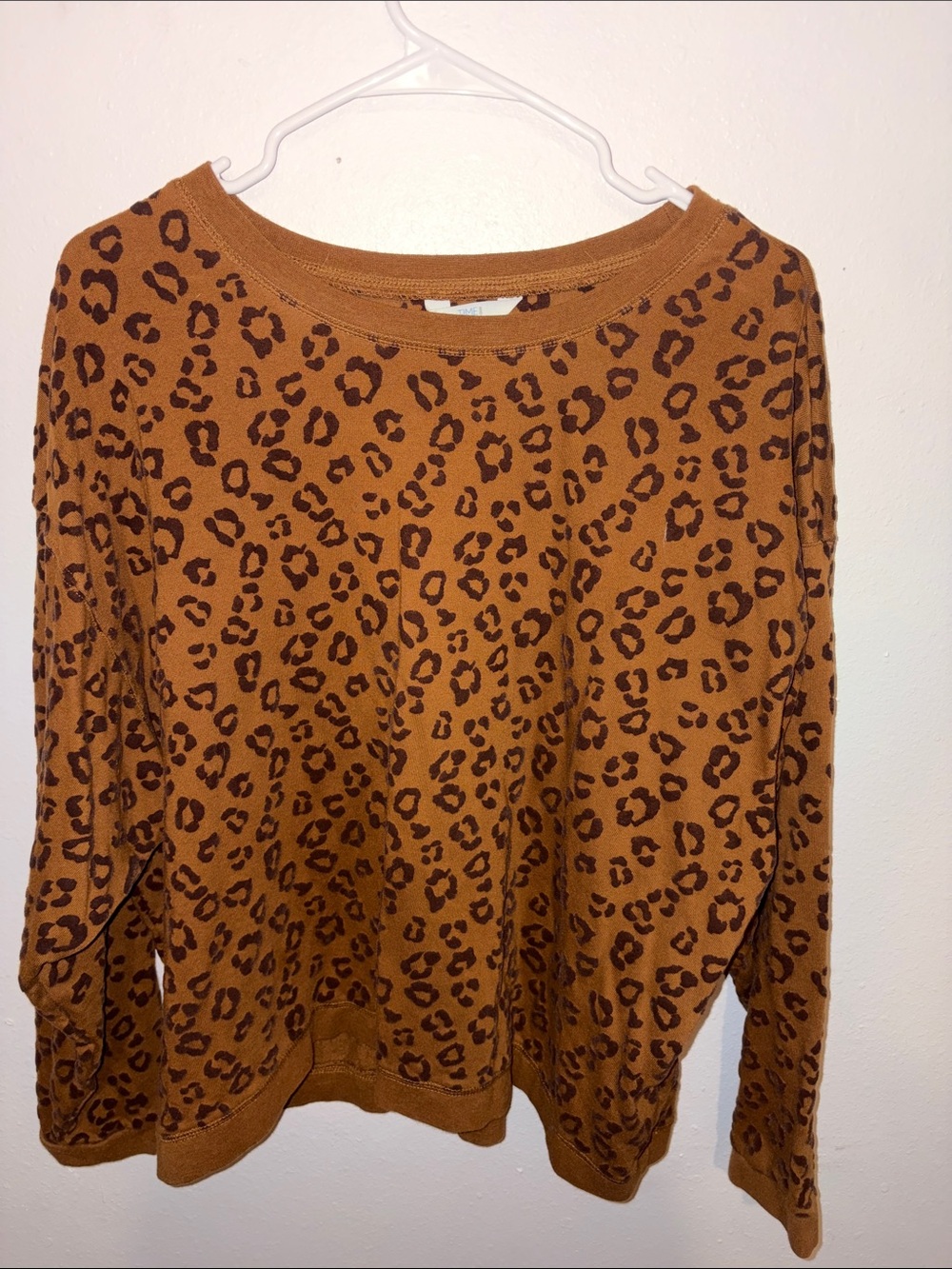 Time and Tru Brown Leopard Print Pullover